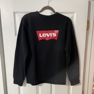 Levis crewneck sweatshirt